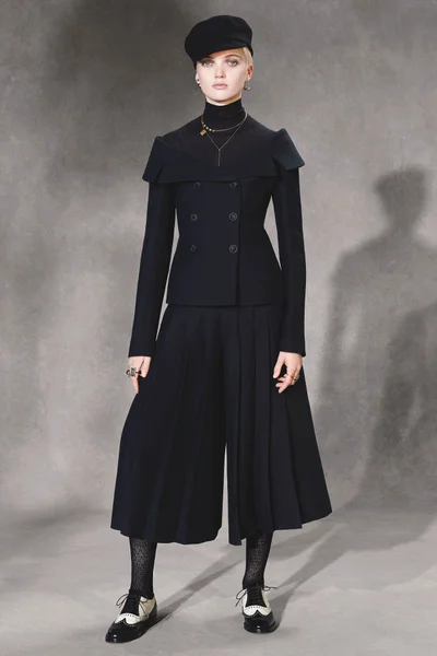 Look 24